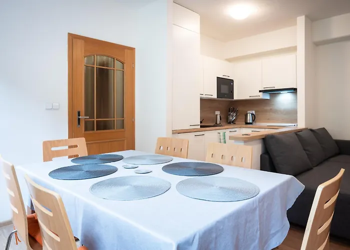 U Lanovky Apartman *
