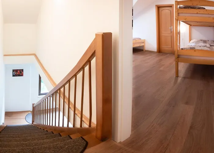 U Lanovky Appartement *